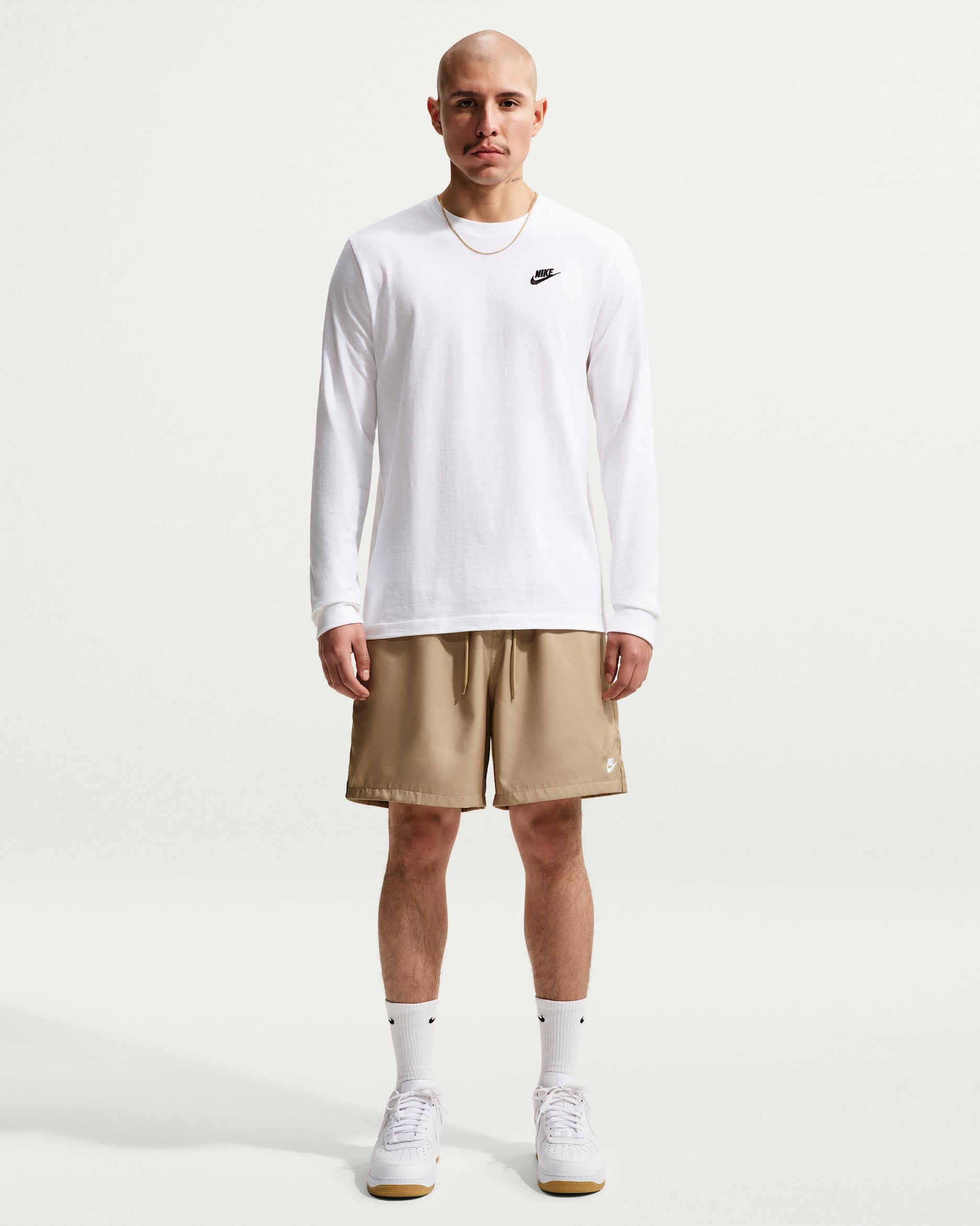 Nike Club Men's Woven Flow Shorts